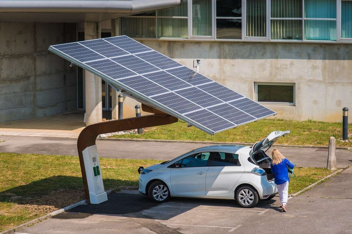 découvrez comment recharger efficacement vos panneaux solaires pour maximiser votre production d'énergie renouvelable. apprenez les meilleures pratiques et astuces pour optimiser leur performance et prolonger leur durée de vie.