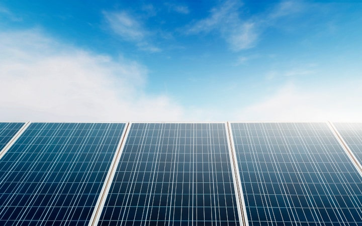 découvrez l'importance du recyclage des panneaux solaires pour un avenir durable. apprenez comment contribuer à la préservation de l'environnement en recyclant les composants des systèmes solaires et en favorisant l'économie circulaire.