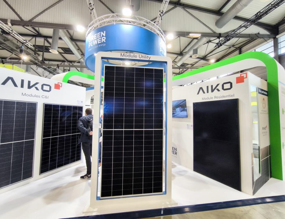 découvrez comment maximiser le rendement de l'énergie photovoltaïque grâce à des techniques innovantes et des conseils pratiques. transformez votre investissement solaire en une source d'énergie efficace et rentable.