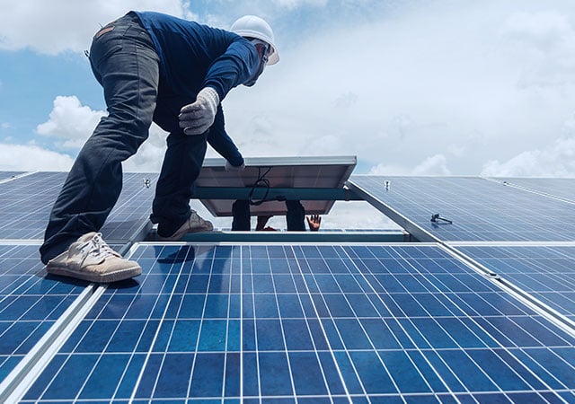 découvrez nos services de réparation photovoltaïque pour garantir l'efficacité et la durabilité de vos panneaux solaires. profitez d'une expertise professionnelle pour maintenir vos installations en parfait état et maximiser votre production d'énergie verte.