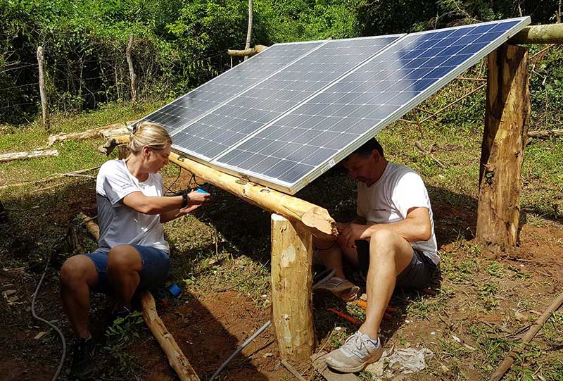 découvrez comment devenir un revendeur de panneaux photovoltaïques (pv) et profitez d'opportunités lucratives dans le secteur des énergies renouvelables. informez-vous sur les avantages, les formations et les ressources nécessaires pour réussir dans cette activité en pleine expansion.