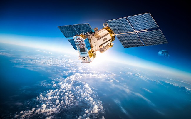découvrez le monde fascinant des satellites solaires, des technologies innovantes qui exploitent l'énergie du soleil pour fournir une source d'énergie durable et propre. apprenez comment ces dispositifs jouent un rôle crucial dans la recherche scientifique et l'amélioration de notre quotidien.