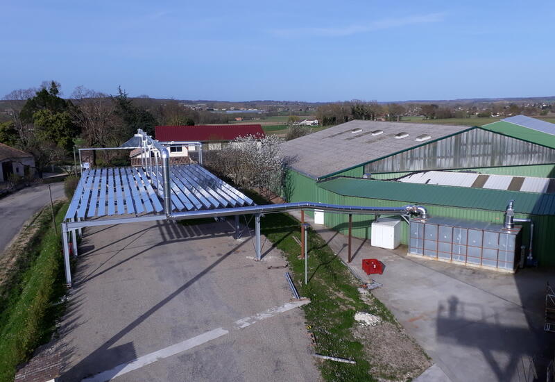 découvrez les avantages d'une serre solaire pour cultiver vos plantes tout au long de l'année. profitez d'un environnement contrôlé, d'une meilleure croissance et d'une réduction des dépenses énergétiques grâce à une solution écologique et durable.