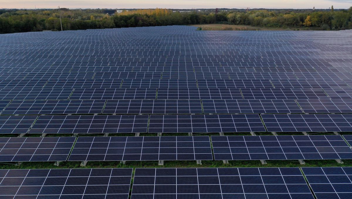 découvrez les solutions énergétiques durables avec solaire sud, votre expert en énergie solaire. optimisez votre consommation d'énergie grâce à des installations photovoltaïques de qualité, adaptées à vos besoins. rejoignez la transition énergétique et faites des économies tout en protégeant l'environnement.