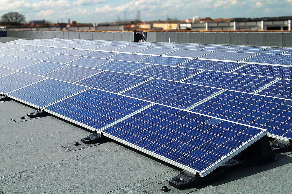 découvrez les avantages des panneaux solaires pour réduire votre facture d'énergie, protéger l'environnement et augmenter la valeur de votre propriété. informez-vous sur les différentes technologies et options d'installation disponibles.