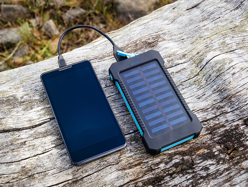 découvrez le solar phone, un téléphone innovant conçu avec des panneaux solaires intégrés pour vous offrir une autonomie prolongée. idéal pour les aventuriers et les utilisateurs soucieux de l'environnement, ce smartphone allie technologie moderne et durabilité. restez connecté partout avec une source d'énergie verte!