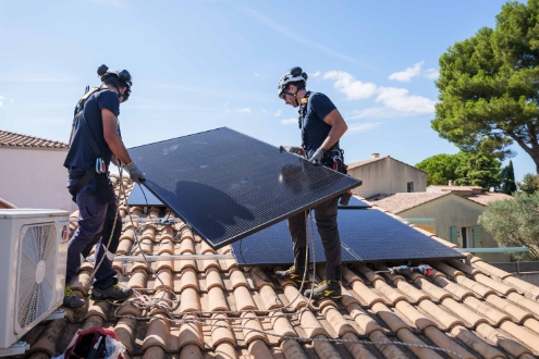 découvrez les solutions photovoltaïques d'edf spécialement conçues pour les collectivités. optimisez votre énergie renouvelable, réduisez vos coûts et contribuez à la transition écologique avec des installations adaptées à vos besoins. contactez-nous pour en savoir plus sur nos offres.