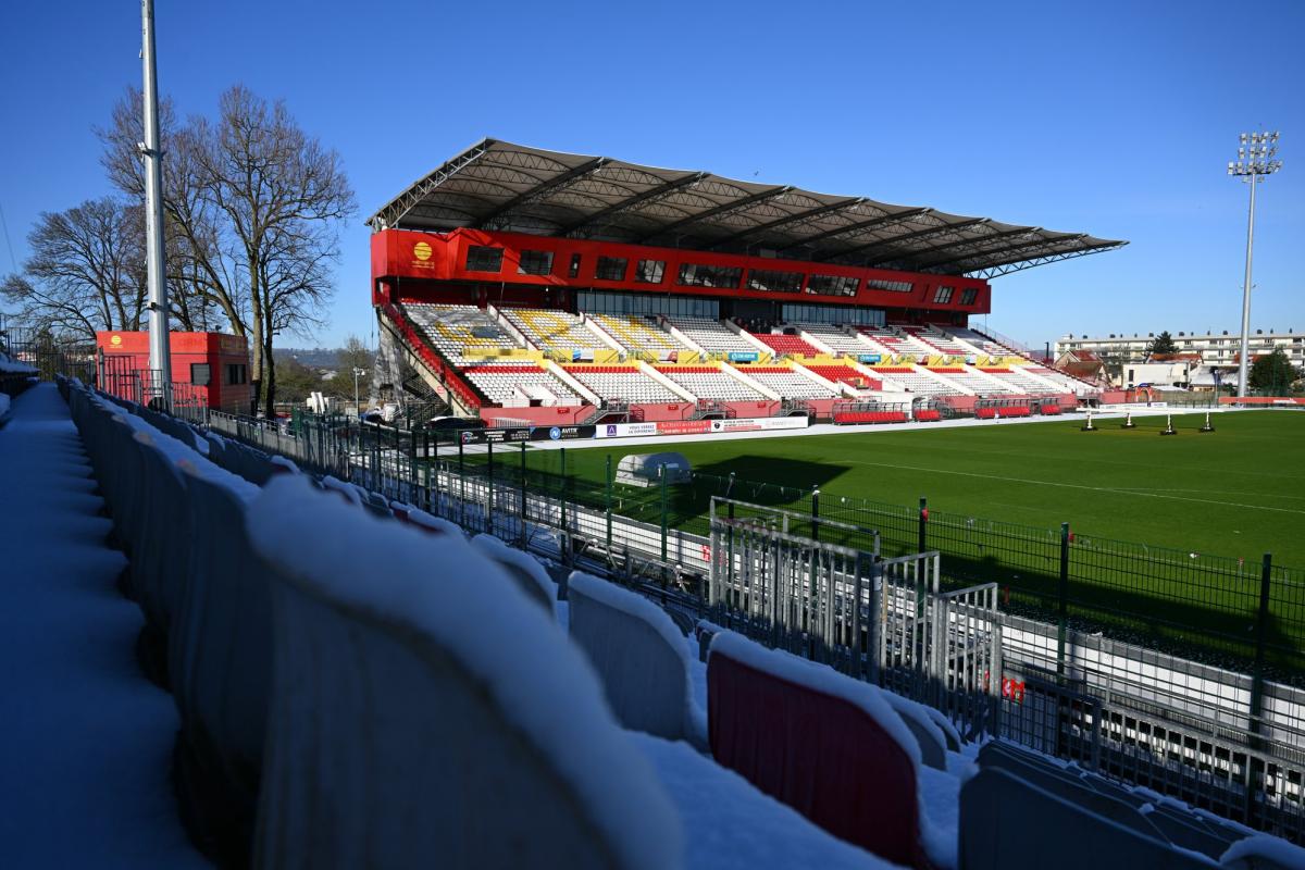 découvrez le stade de rouen, un lieu emblématique pour les passionnés de sport et de culture. assistez à des événements sportifs palpitants et vivez des concerts inoubliables dans cet espace dynamique. rejoignez-nous et plongez dans l'ambiance unique de ce stade polyvalent.