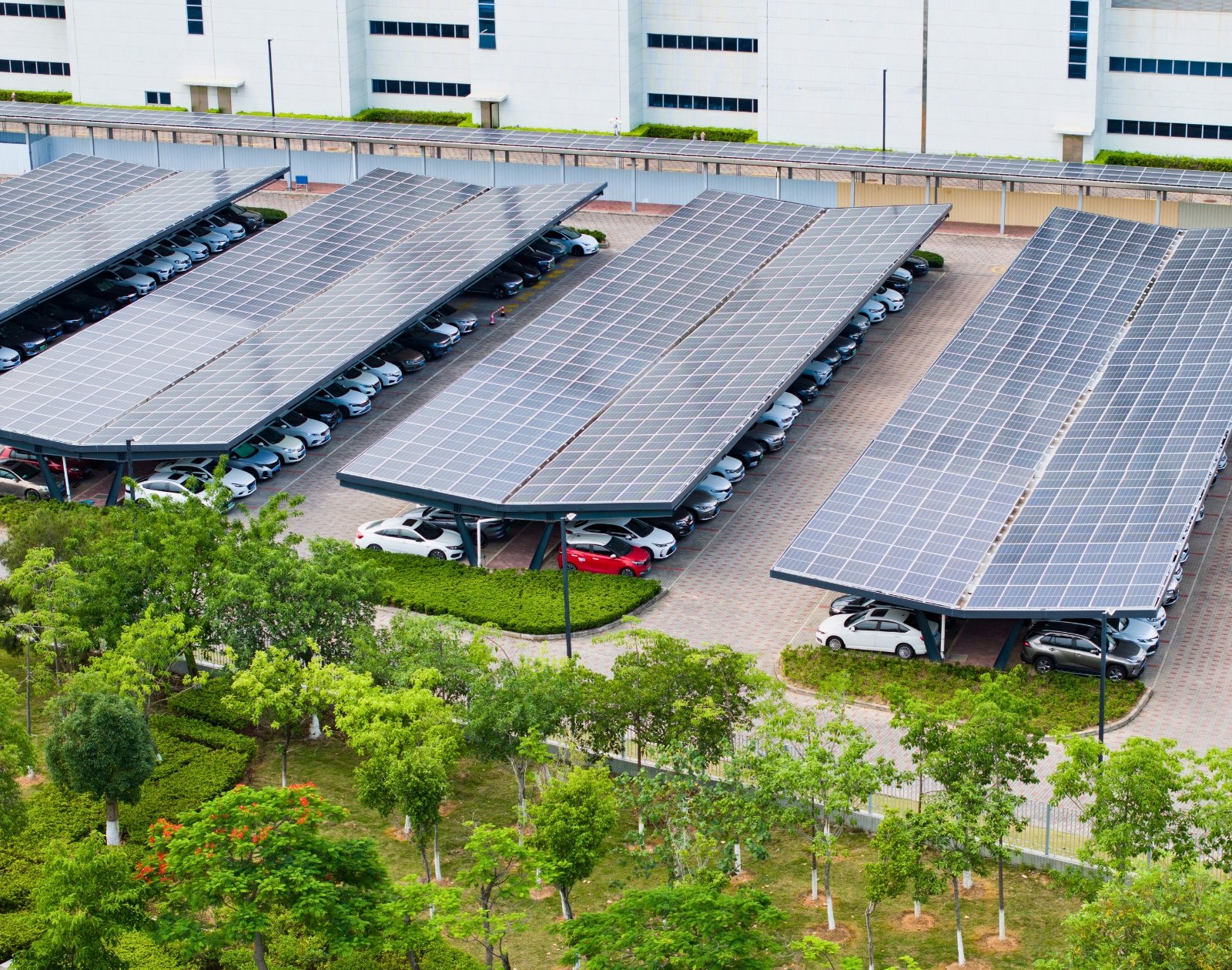 découvrez le stationnement solaire, une solution innovante et écologique pour stationner votre véhicule tout en profitant d'une énergie renouvelable. apprenez comment ce système utilise la puissance du soleil pour alimenter vos appareils électriques et réduire votre empreinte carbone.