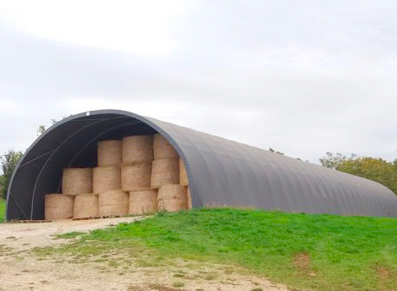 découvrez les meilleures solutions de stockage de paille pour préserver la qualité de votre récolte. nos conseils et astuces vous aideront à optimiser votre espace et assurer une conservation durable. parfait pour les agriculteurs et éleveurs soucieux de leur production.