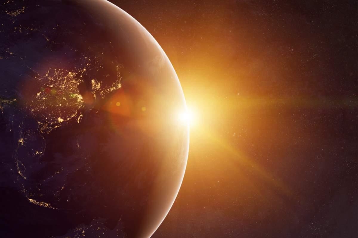 découvrez les caractéristiques de la surface de la terre, ses formations variées, les reliefs fascinants et l'impact de l'activité humaine sur notre planète. explorez les océans, montagnes, plains et écosystèmes qui composent notre environnement.