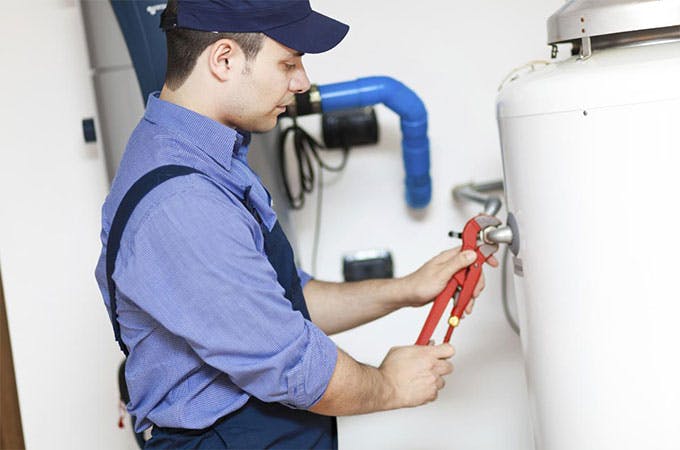 découvrez nos tarifs compétitifs pour l'entretien de votre chauffe-eau. garantissez la longévité et l'efficacité de votre appareil avec nos services professionnels. obtenez un devis gratuit dès aujourd'hui!