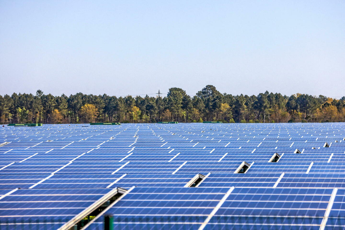 découvrez les tarifs photovoltaïques 2025 proposés par edf. informez-vous sur les prix, les offres et les avantages de l'énergie solaire pour optimiser vos économies d'énergie et participer à la transition énergétique.