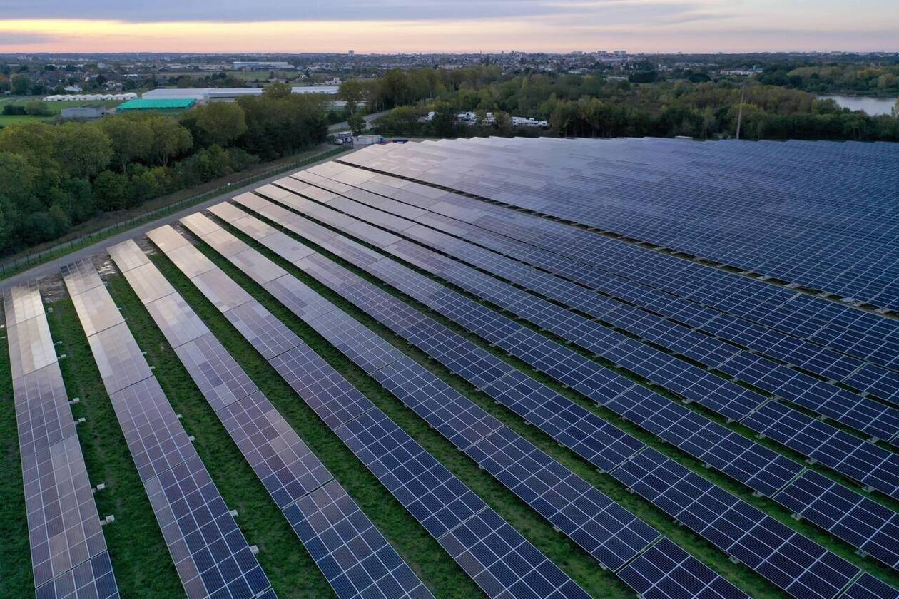 découvrez les tarifs compétitifs des installations solaires et optimisez votre budget énergétique. comparez les options et profitez des avantages de l'énergie solaire pour un avenir durable.