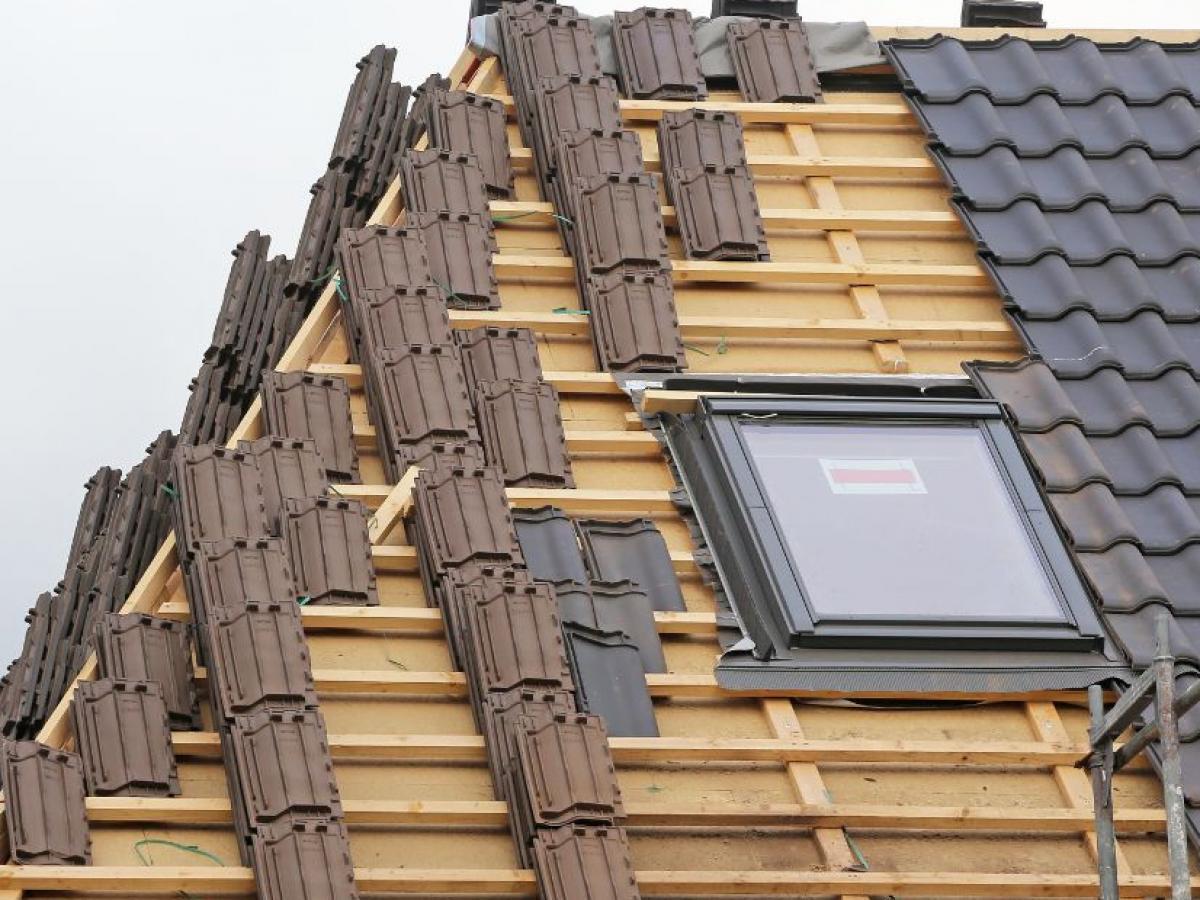 découvrez tout ce qu'il faut savoir sur la toiture : types de matériaux, techniques d'installation, entretien et solutions pour améliorer l'isolation de votre maison. protégez votre habitat tout en embellissant son esthétique!