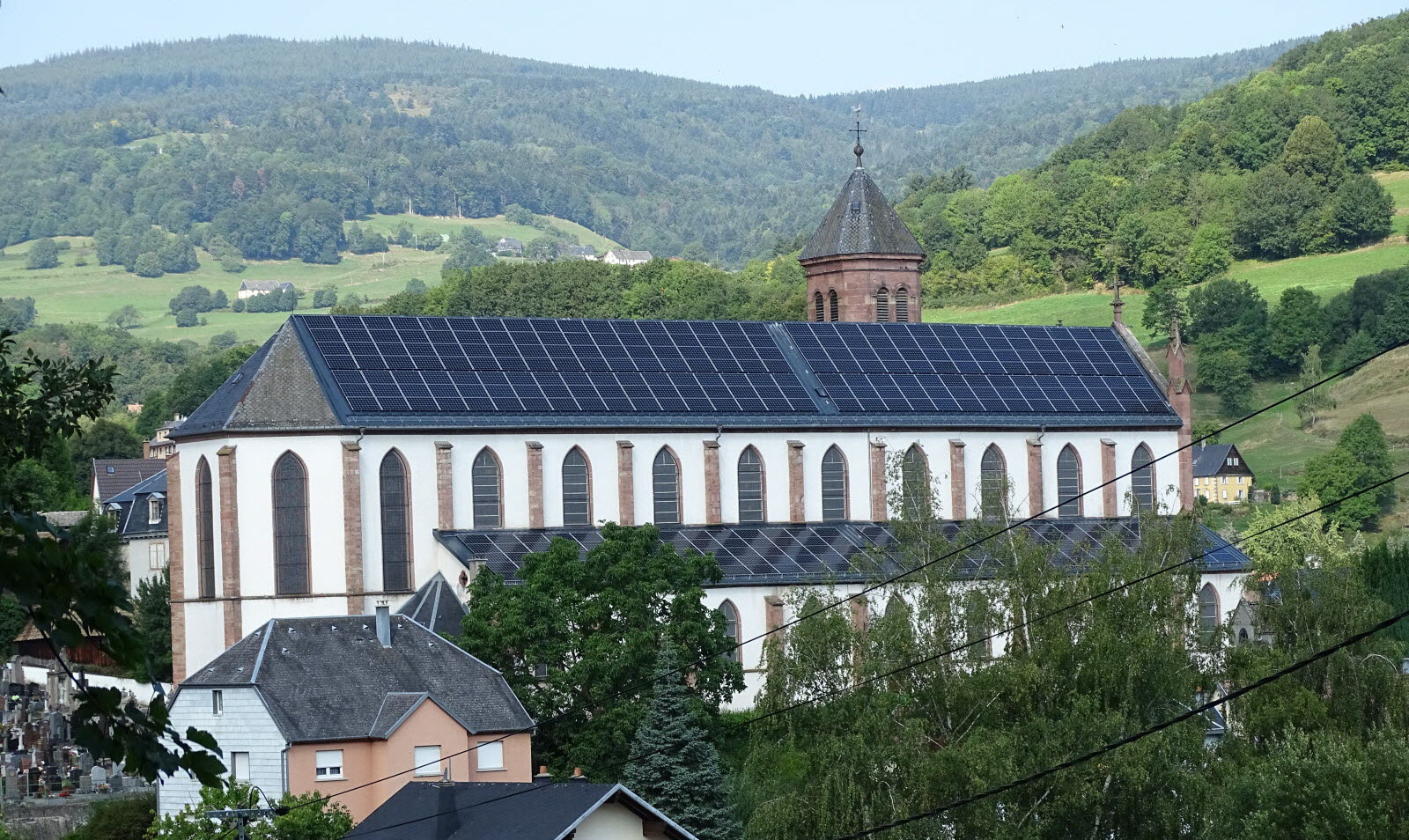 découvrez nos solutions de toiture edf, garantissant une protection optimale et une performance énergétique pour votre habitation. profitez de conseils d'experts et d'une installation de qualité pour améliorer la durabilité et l'efficacité de votre toiture.