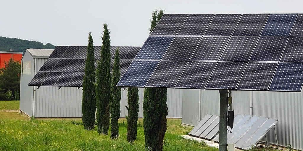 découvrez notre tracker solaire, une solution innovante pour optimiser la capture d'énergie solaire. augmentez l'efficacité de vos panneaux solaires en suivant la trajectoire du soleil tout au long de la journée. idéal pour les particuliers et les professionnels soucieux d'une production d'énergie durable.