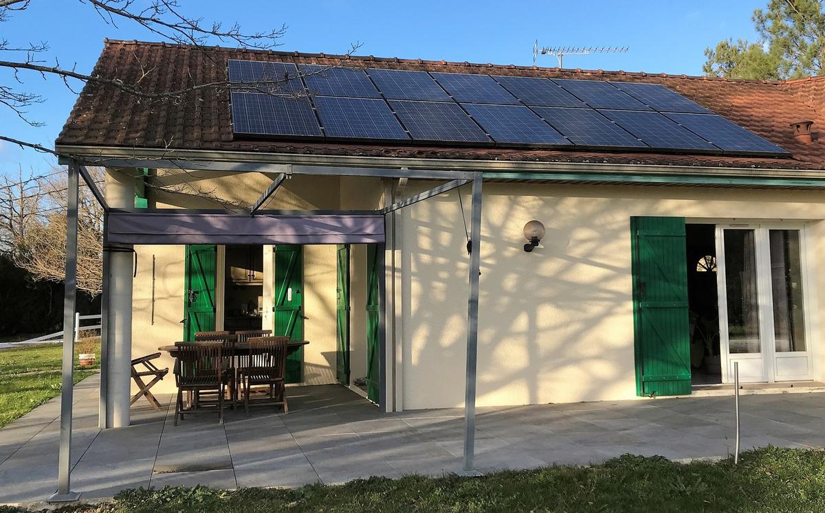 découvrez l'importance de l'urbanisme photovoltaïque dans le développement durable. explorez comment l'intégration de panneaux solaires dans l'architecture urbaine contribue à la transition énergétique tout en optimisant l'espace et en réduisant l'empreinte carbone des villes.
