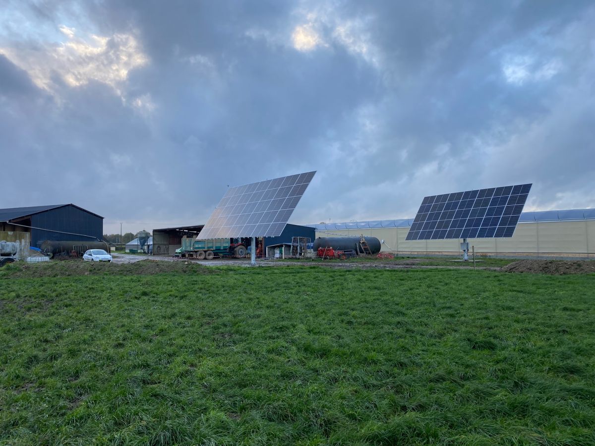 découvrez notre offre exceptionnelle de vente de fermes solaires, une opportunité unique d'investir dans l'énergie renouvelable. profitez d'un rendement durable tout en contribuant à la transition énergétique. contactez-nous dès aujourd'hui pour en savoir plus !