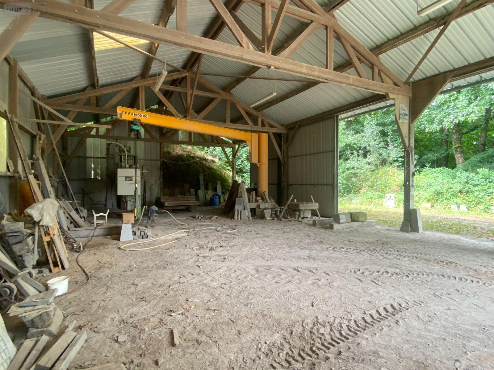 découvrez nos offres de vente de hangars agricoles adaptés à vos besoins. optimisez votre espace de stockage et protégez vos équipements avec des structures robustes et fonctionnelles. contactez-nous pour plus d'informations !