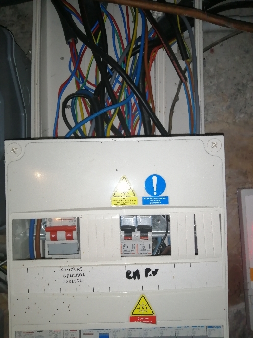découvrez yuze, votre fournisseur d'énergie 100% verte avec edf enr. profitez d'une énergie renouvelable et durable tout en réduisant votre empreinte carbone. optez pour une consommation responsable avec nos offres adaptées à vos besoins.