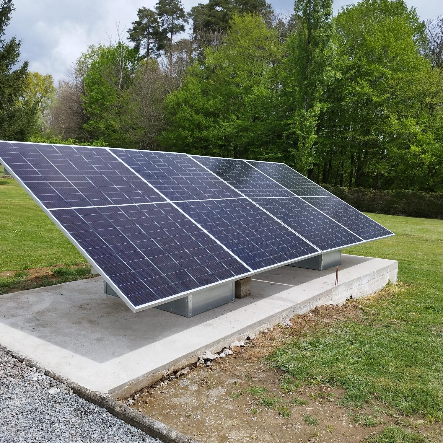 découvrez comment l'autoconsommation solaire révolutionne votre façon de produire et de consommer de l'énergie. optimisez vos factures d'électricité grâce à des solutions solaires adaptées à vos besoins et engagez-vous vers une transition énergétique durable.