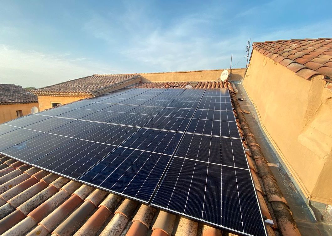 découvrez les avis sur les panneaux solaires pour vous aider à faire le meilleur choix. analysez les retours d'expérience, comparez les marques et apprenez tout sur les avantages et inconvénients de l'énergie solaire.
