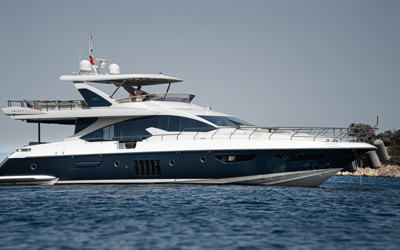 découvrez tout sur l'azimut, un concept essentiel en navigation et en astronomie, qui permet de déterminer la direction d'un objet par rapport au nord. apprenez comment l'azimut influence nos orientations terrestres et célestes, et explorez ses applications pratiques dans divers domaines.