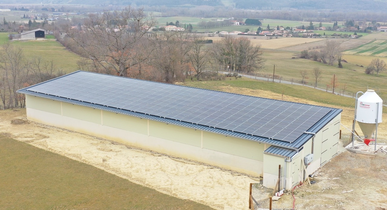 découvrez les avantages des bâtiments solaires, qui allient architecture moderne et énergies renouvelables. apprenez comment ces constructions innovantes contribuent à la durabilité et à la réduction des coûts énergétiques tout en préservant l'environnement.