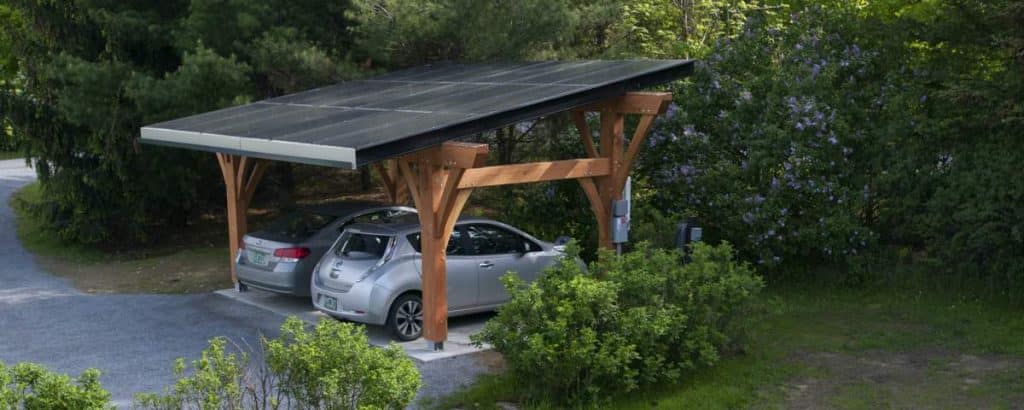 découvrez notre carport solaire pour deux voitures, une solution écologique et durable qui protège vos véhicules tout en produisant de l'énergie renouvelable. alliez confort, esthétique et respect de l'environnement avec ce design innovant.