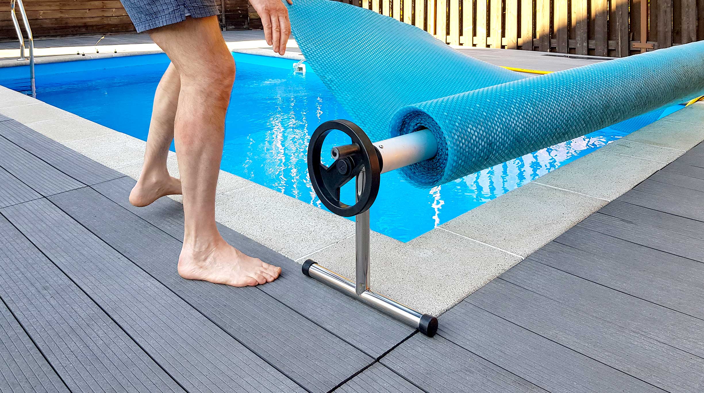 découvrez les meilleures solutions de chauffage pour votre piscine afin de profiter d'une eau agréable tout au long de l'année. que ce soit avec des chauffages solaires, à chaleur ou électriques, trouvez le système adapté à vos besoins et à votre budget.