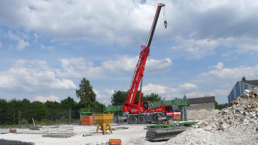 découvrez nos solutions innovantes et durables pour la construction agricole, adaptées aux besoins spécifiques des agriculteurs. maximisez votre espace de travail tout en optimisant vos rendements.