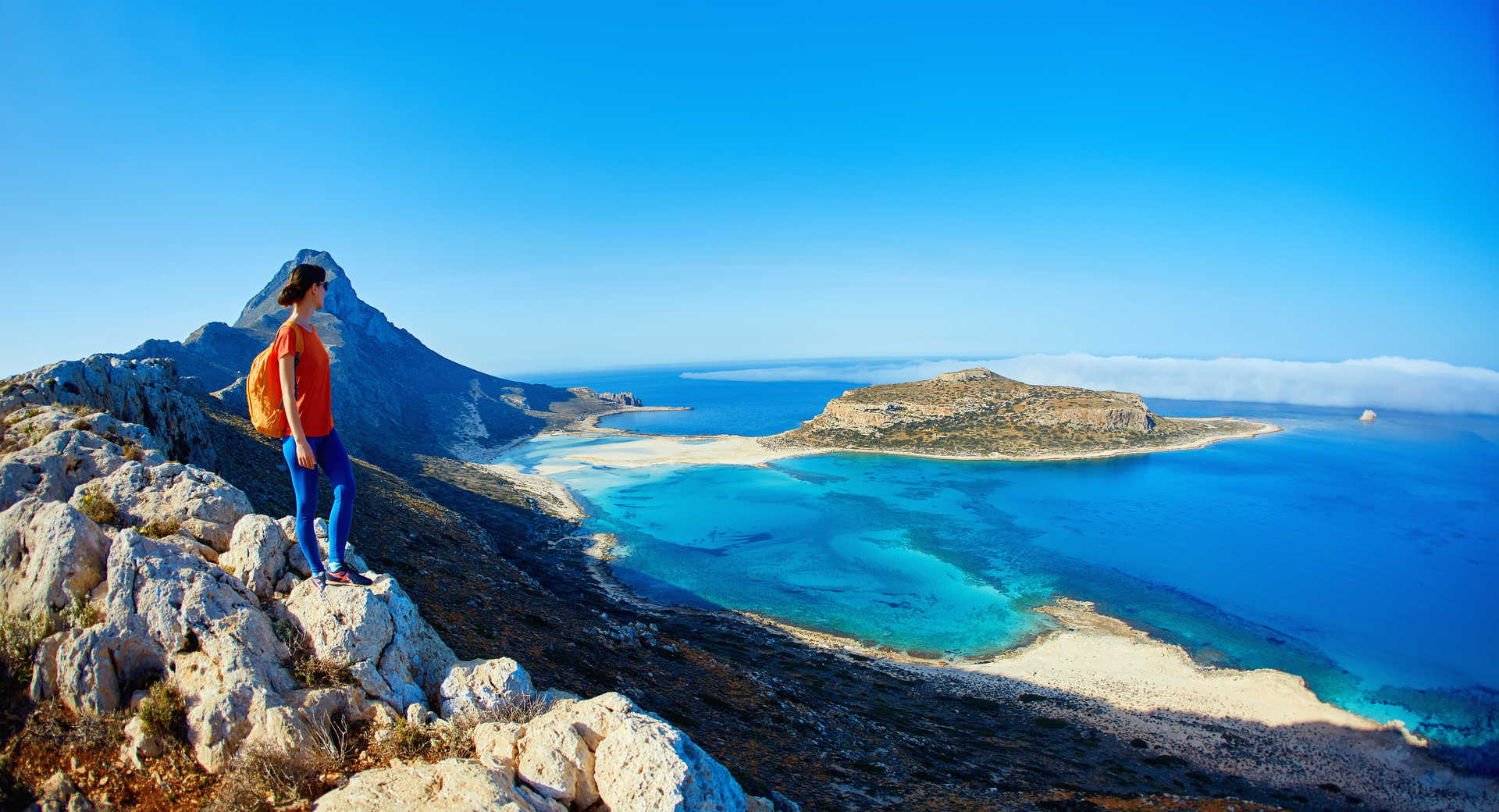 découvrez la beauté et l'histoire des crêtes, ces formations naturelles majestueuses qui façonnent nos paysages. explorez les sentiers, admirez les panoramas à couper le souffle et plongez dans l'aventure au cœur de la nature.