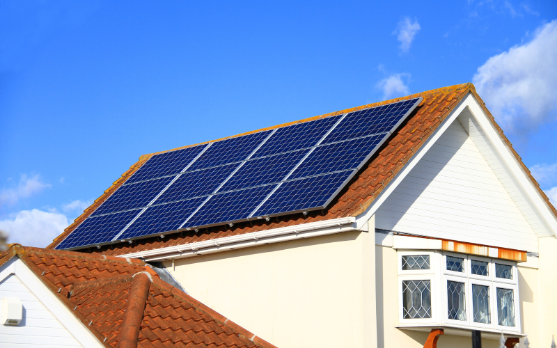 découvrez l'impact environnemental des panneaux solaires à besançon. analyse des bénéfices écologiques, des défis associés et des initiatives locales pour une énergie durable dans la région.