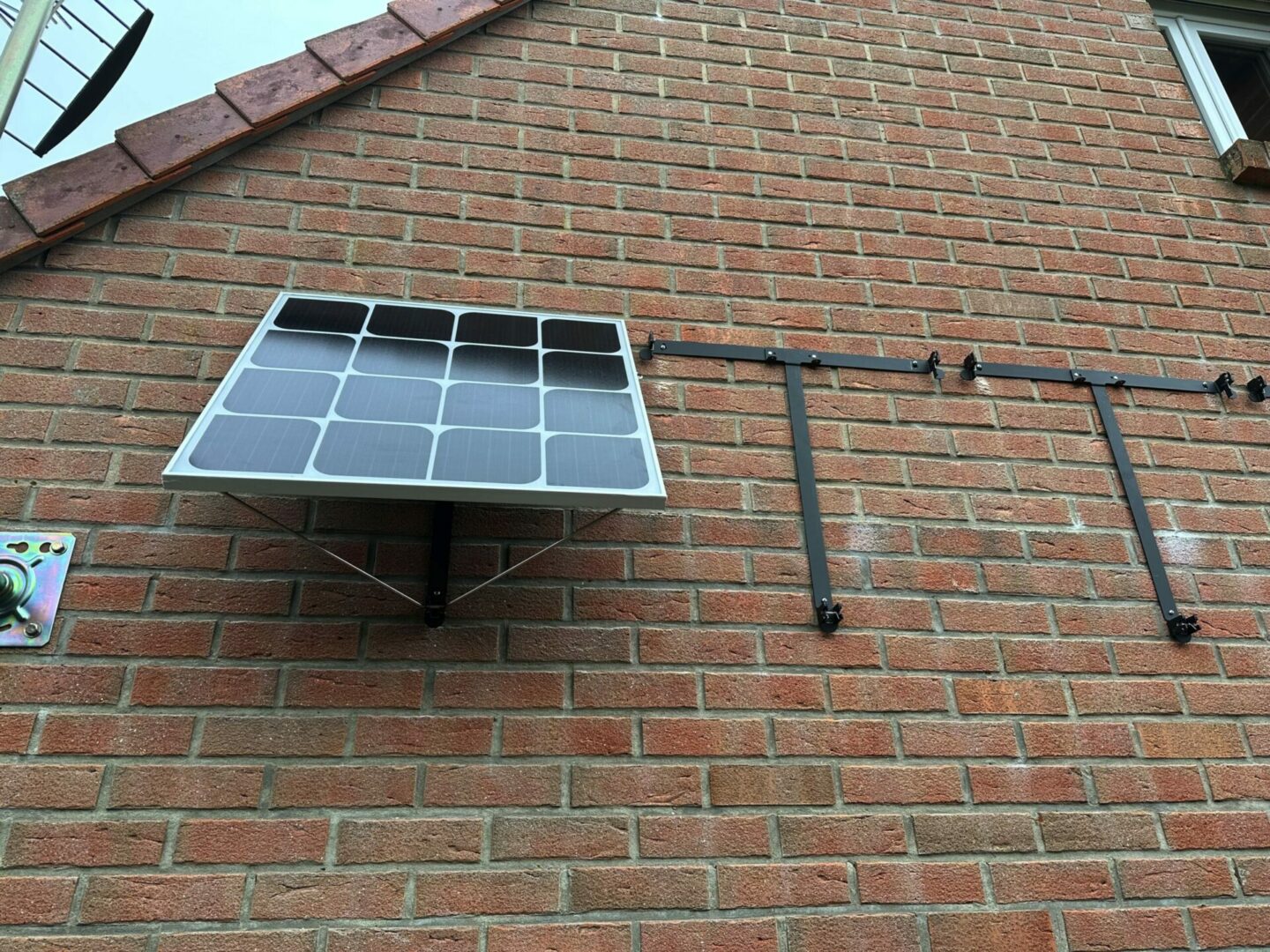 découvrez l'importance de l'inclinaison des panneaux solaires pour maximiser leur efficacité. apprenez comment un angle optimal peut améliorer la production d'énergie et comment adapter l'inclinaison selon votre emplacement géographique.