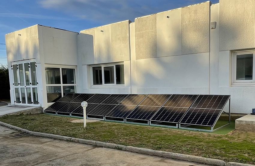découvrez notre kit photovoltaïque complet, idéal pour produire de l'énergie renouvelable chez vous. facile à installer et conçu pour maximiser votre autonomie énergétique, ce kit vous permet de réduire votre facture d'électricité tout en contribuant à la protection de l'environnement. optez pour une solution durable et économique dès aujourd'hui !