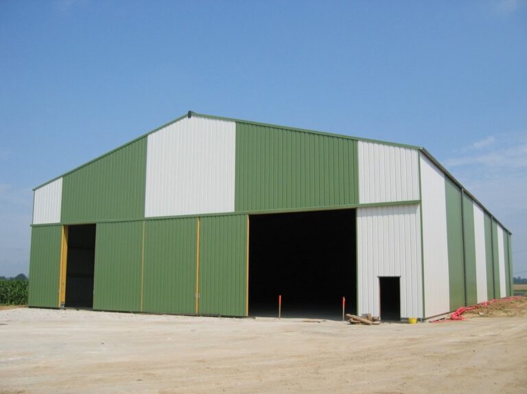 découvrez tout ce qu'il faut savoir sur la législation des hangars agricoles en france. renseignez-vous sur les normes de construction, les autorisations nécessaires et les obligations réglementaires pour garantir la conformité de votre installation agricole.