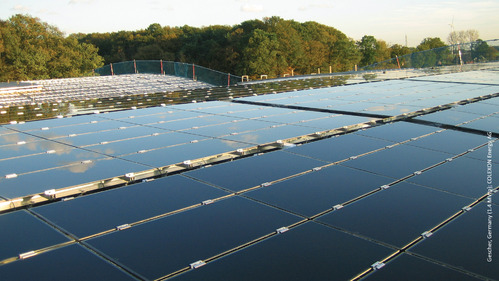 découvrez les panneaux solaires intégrés, une solution innovante et esthétique pour produire votre propre énergie renouvelable tout en préservant l'harmonie de votre habitat. maximisez votre installation grâce à cette technologie avancée, alliant performance et design.