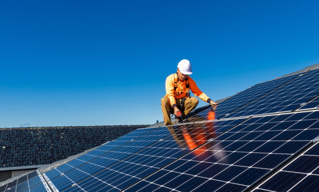découvrez comment les panneaux solaires peuvent transformer votre consommation d'énergie et générer des économies significatives sur vos factures. adoptez une solution écologique et rentable pour un avenir durable.