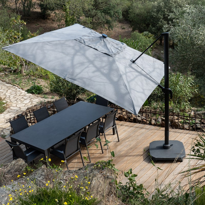 découvrez notre sélection de parasols élégants et pratiques pour votre jardin. protégez-vous du soleil tout en apportant une touche décorative à votre espace extérieur. idéal pour les terrasses, balcons et plages.