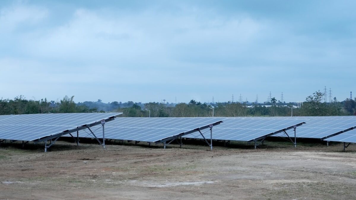 découvrez le plan solaire 2025, une initiative révolutionnaire visant à promouvoir l'énergie solaire pour un avenir durable. informez-vous sur les objectifs, les innovations et les avantages environnementaux de ce projet ambitieux.