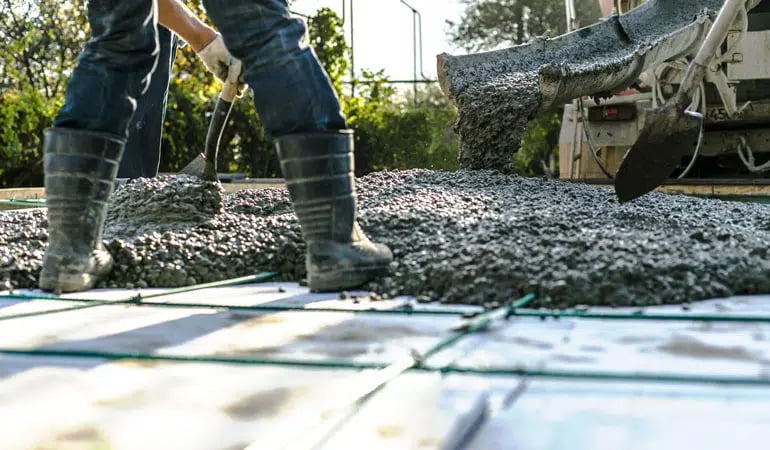 découvrez tout ce qu'il faut savoir sur le prix des dalles en béton. comparez les coûts, les types de dalles et les conseils d'experts pour optimiser votre projet de construction ou d'aménagement extérieur.