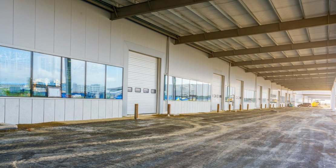 découvrez les prix des hangars disponibles sur le marché. comparez les options, matières et tailles pour trouver le hangar idéal répondant à vos besoins et à votre budget. obtenez des conseils et informations utiles pour un achat éclairé.