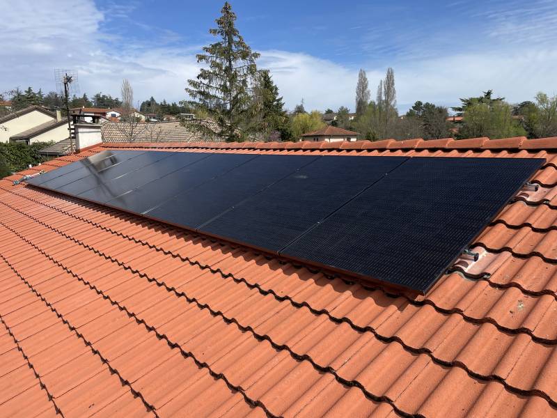 découvrez les avantages de la surimposition des panneaux solaires, une technique innovante qui maximise la production d'énergie renouvelable. apprenez comment optimiser vos installations photovoltaïques pour améliorer l'efficacité énergétique de votre maison ou de votre entreprise.