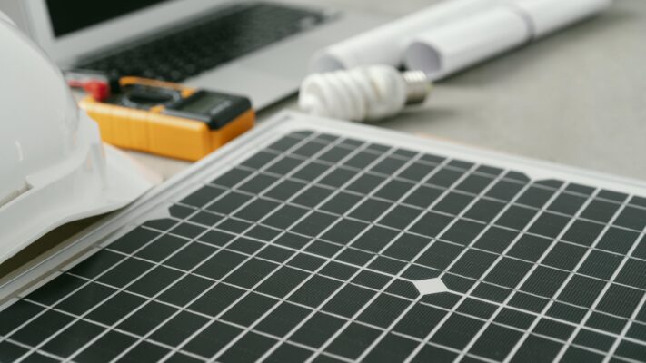 découvrez les tarifs photovoltaïques pour 2025 et les tendances du marché de l'énergie solaire. informez-vous sur les coûts, les subventions et les avantages des panneaux solaires pour maximiser vos économies et réduire votre impact environnemental.