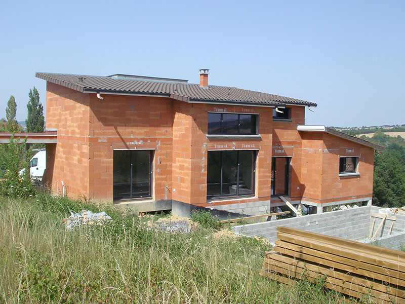 découvrez les tendances et conseils sur les toits à pente à toulouse. apprenez tout sur les matériaux, l'architecture et l'entretien des toits pentus pour embellir votre maison dans la ville rose.