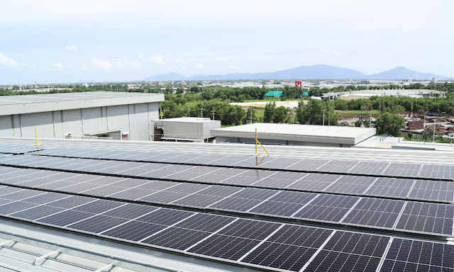 découvrez les avantages d'une toiture photovoltaïque : une solution écologique et économique pour produire votre électricité, valoriser votre bien immobilier et contribuer à la transition énergétique. transformez votre toiture en source d'énergie renouvelable.