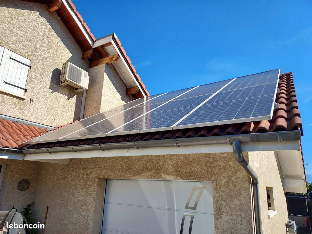 découvrez notre service d'installation solaire 3kwc, un choix idéal pour réduire votre facture d'électricité et adopter une énergie renouvelable. profitez d'une solution clé en main et d'un accompagnement personnalisé pour optimiser votre production d'énergie solaire.