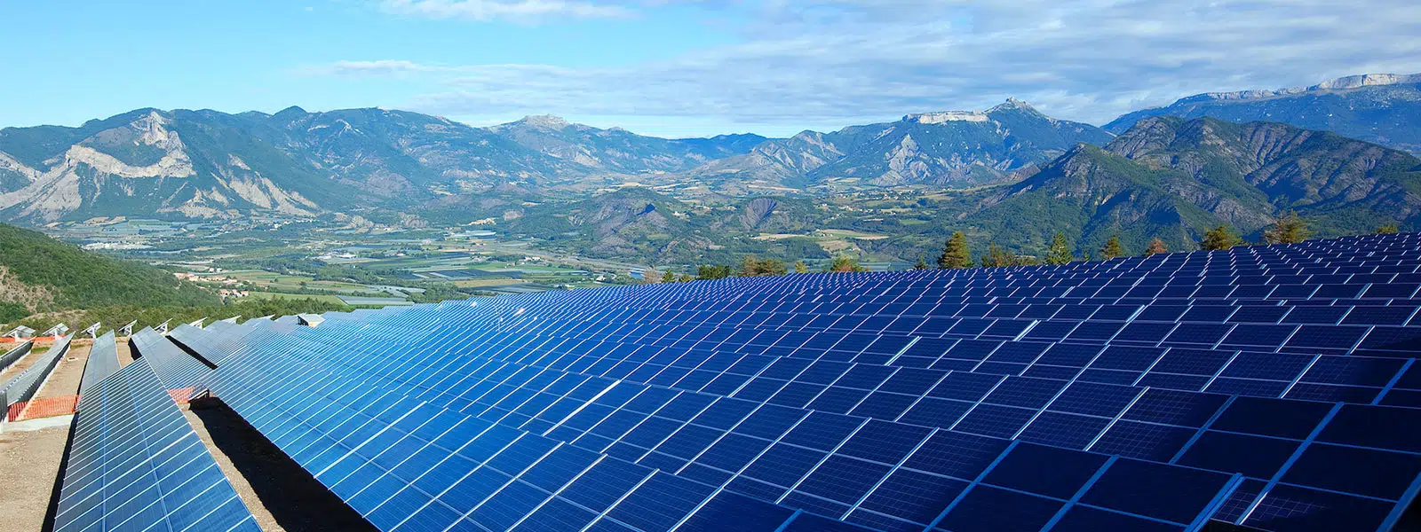 découvrez les avantages des panneaux solaires en occitanie : une solution écologique et économique pour votre énergie. informez-vous sur les aides disponibles, les installations et les matériaux utilisés pour optimiser votre consommation d'énergie.