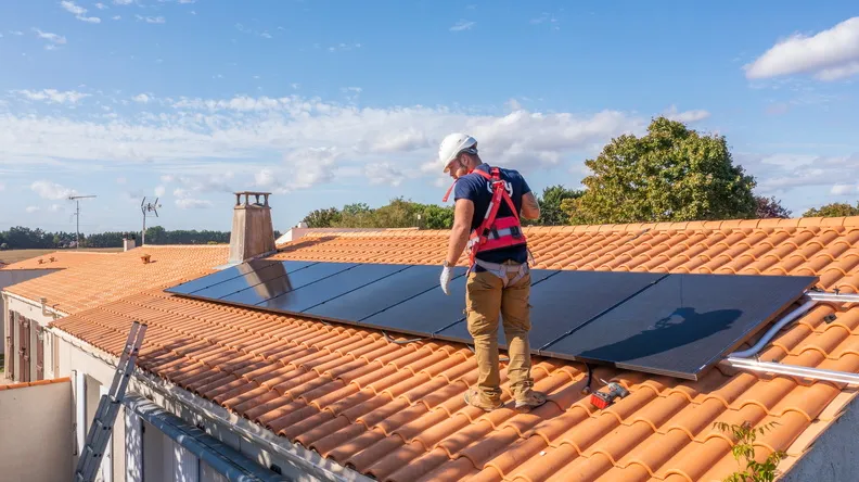 découvrez l'énergie renouvelable avec nos panneaux solaires performants. économisez sur vos factures d'électricité tout en agissant pour l'environnement. optez pour une installation durable et efficace pour un avenir énergétique plus vert.